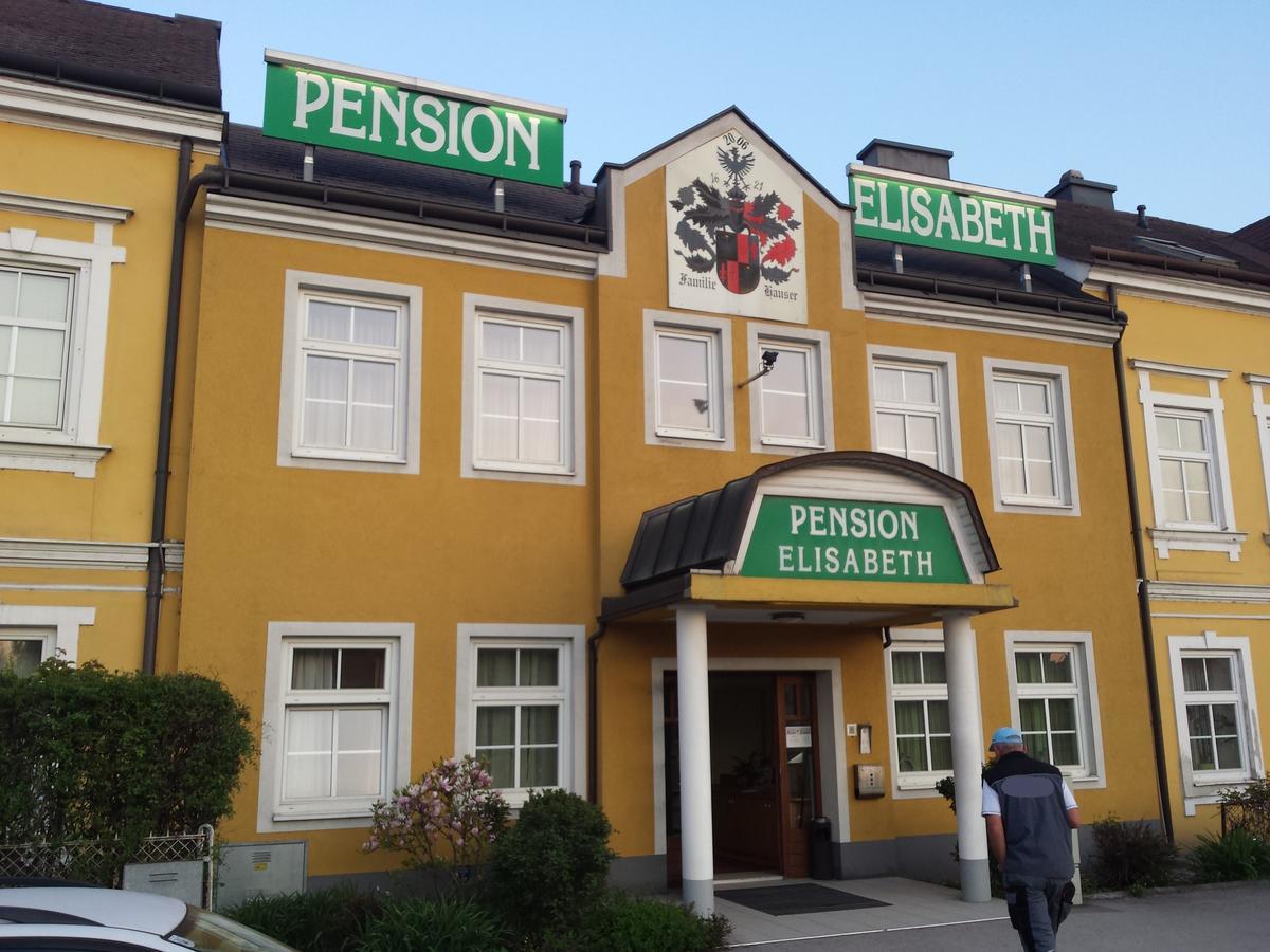 Pension Elisabeth ซังคท์เพิลเทน ภายนอก รูปภาพ